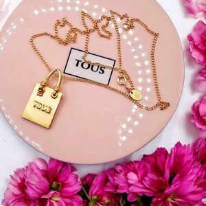 Gold Padlock Pendant Necklace